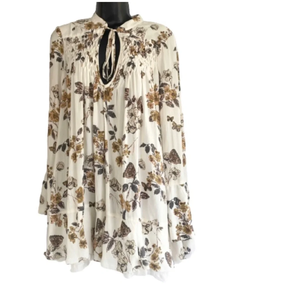 Free People Pebble Crepe So Fine Smocked Tunic in Ivory Combo Size Small